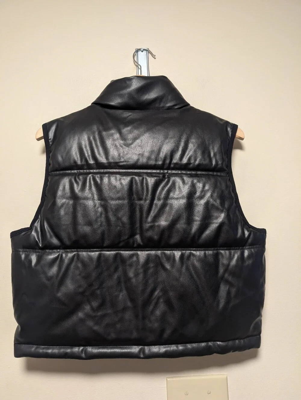 GiSono Black Faux Leather Cropped Puffer Vest Women’s Large Y2K Moto